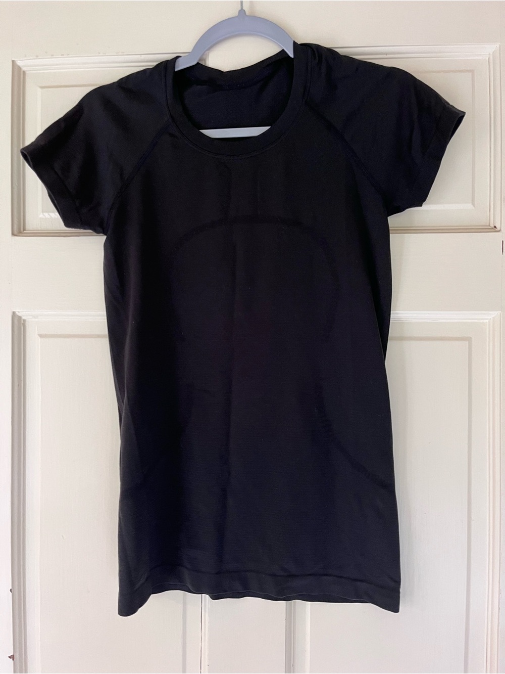 Lululemon, Black Swiftly Tech, size 6